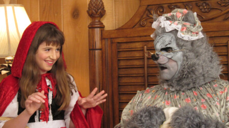 Part 3) At Grandmother's House Little Web Riding Hood at Grandmothers House